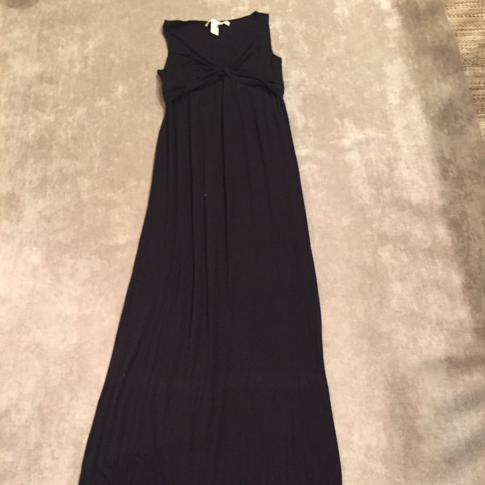 Max Studio full length black maxi dress